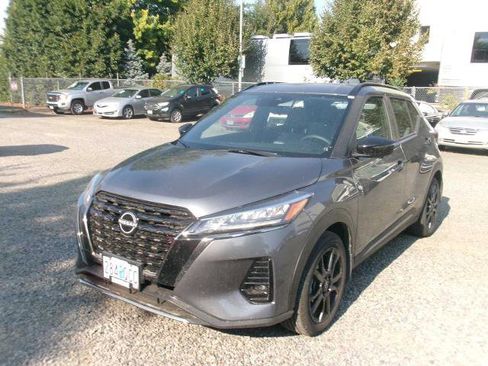 Certified 2024 Nissan Kicks SR w/ SR Premium Package image 1