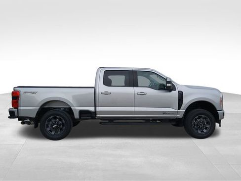 Used 2023 Ford F250 Lariat w/ Sport Appearance Package image 6