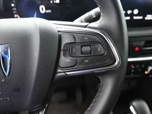 Used 2025 Buick Encore GX Preferred image 21
