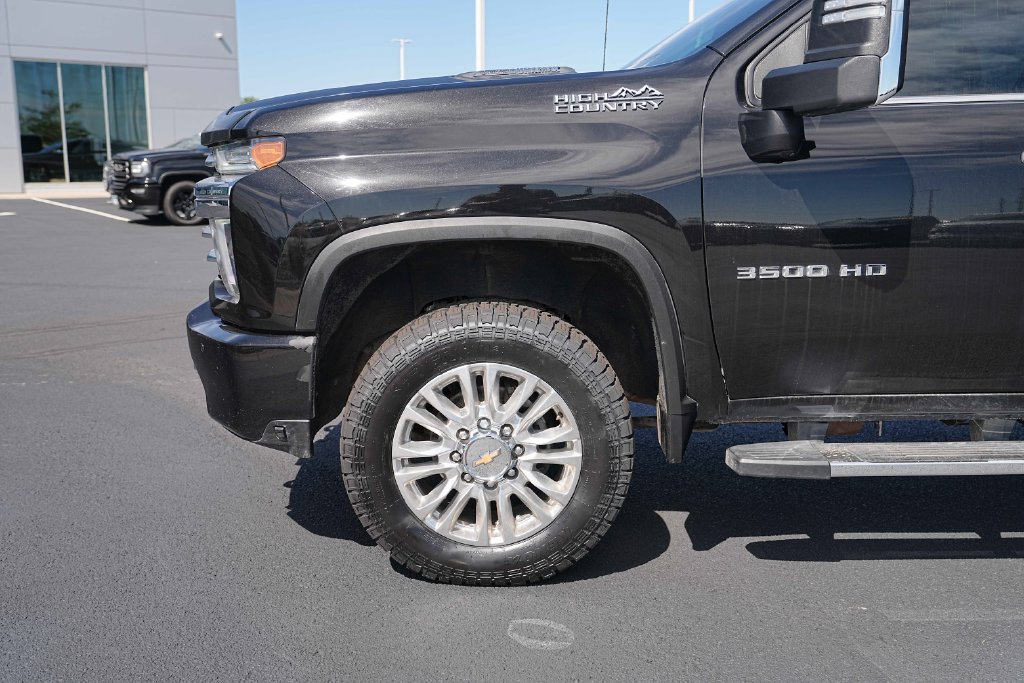Used 2022 Chevrolet Silverado 3500 High Country AWD/4WD image 8
