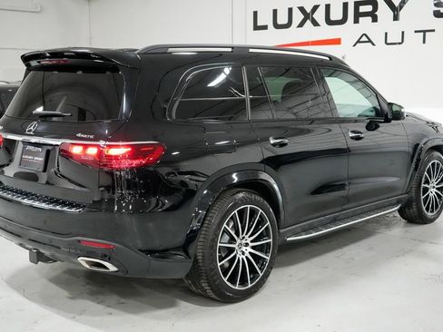 Used 2024 Mercedes-Benz GLS 580 4MATIC image 6