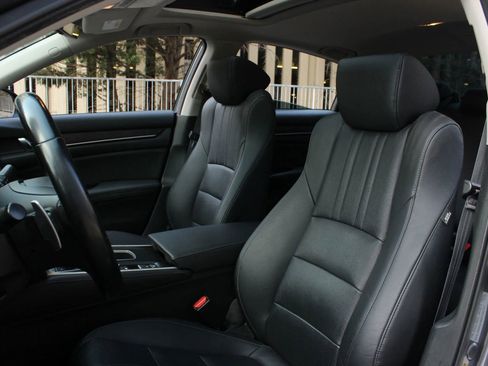 Used 2020 Honda Accord EX-L image 17
