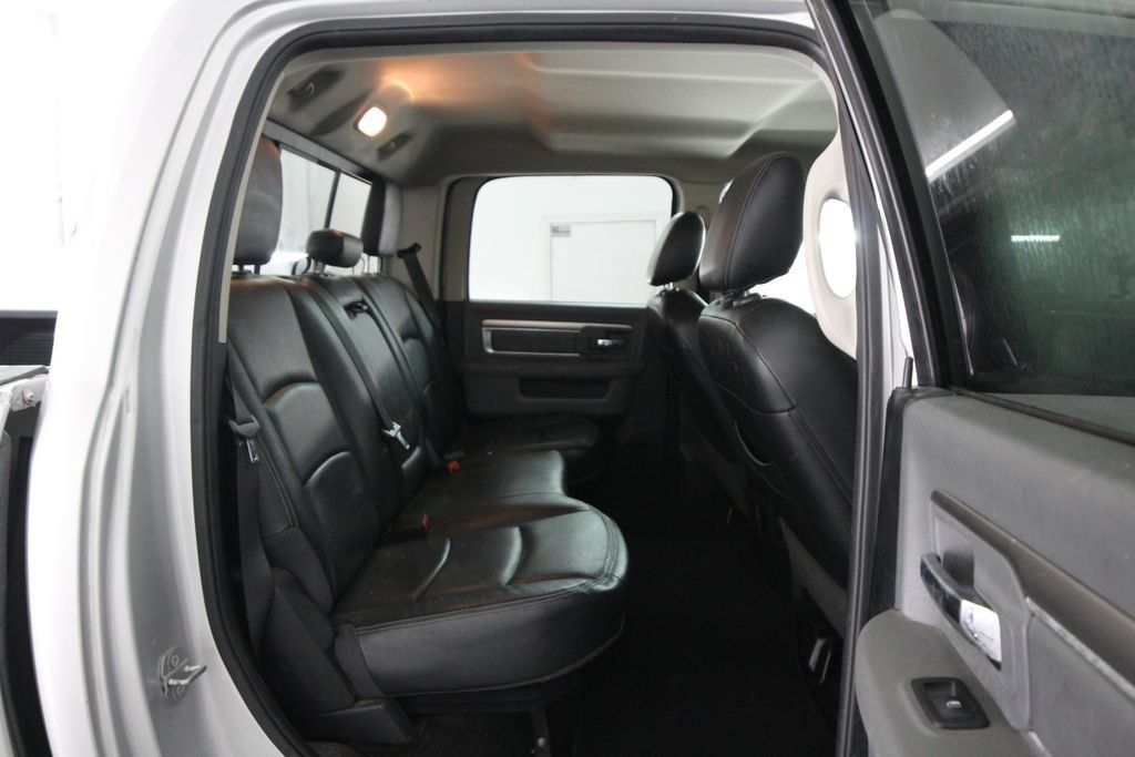 Used 2015 RAM 1500 Big Horn AWD/4WD image 38
