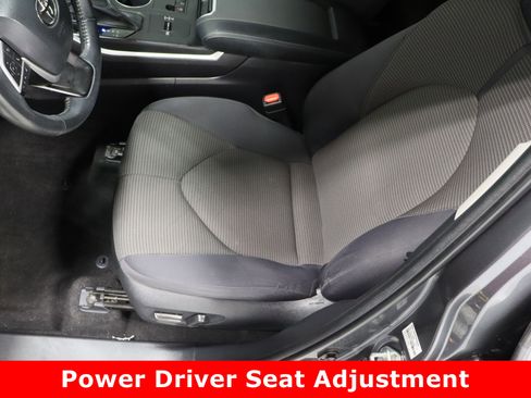 Used 2023 Toyota Highlander LE image 15