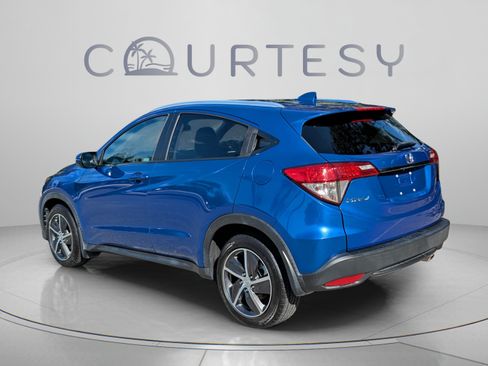 Certified 2022 Honda HR-V EX-L image 6