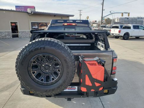 Used 2022 Nissan Frontier PRO-4X image 32