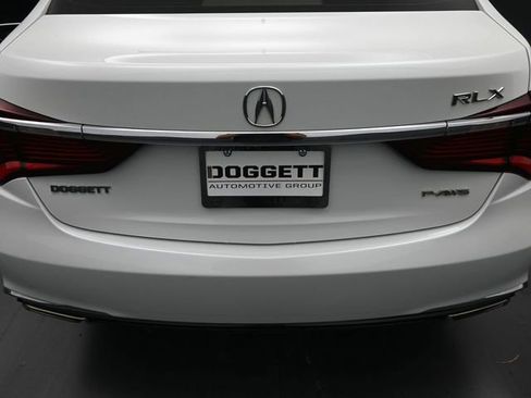 Used 2018 Acura RLX w/ Technology Package FWD image 14