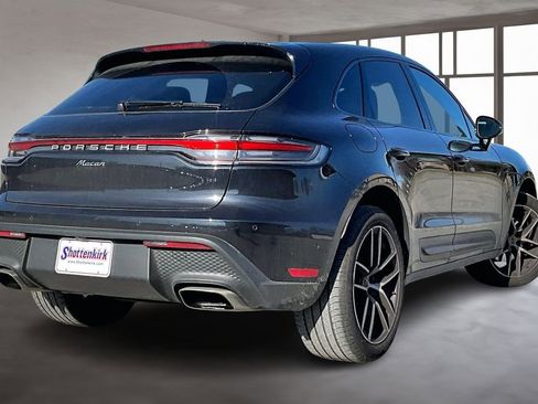 Used 2023 Porsche Macan Turbo image 6