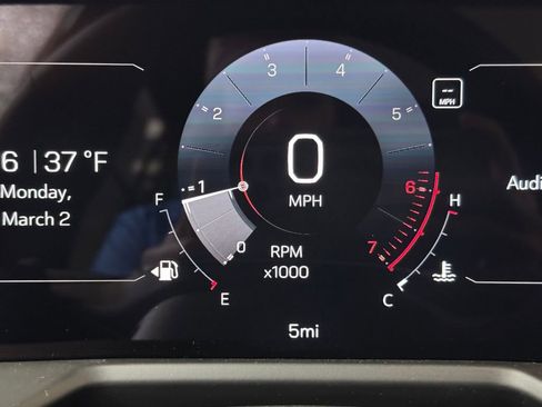 New 2026 GMC Acadia Elevation w/ Elevation Premium Package FWD image 35