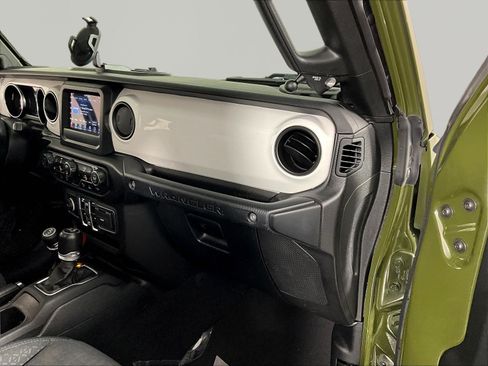 Used 2021 Jeep Wrangler Unlimited Sport AWD/4WD image 26