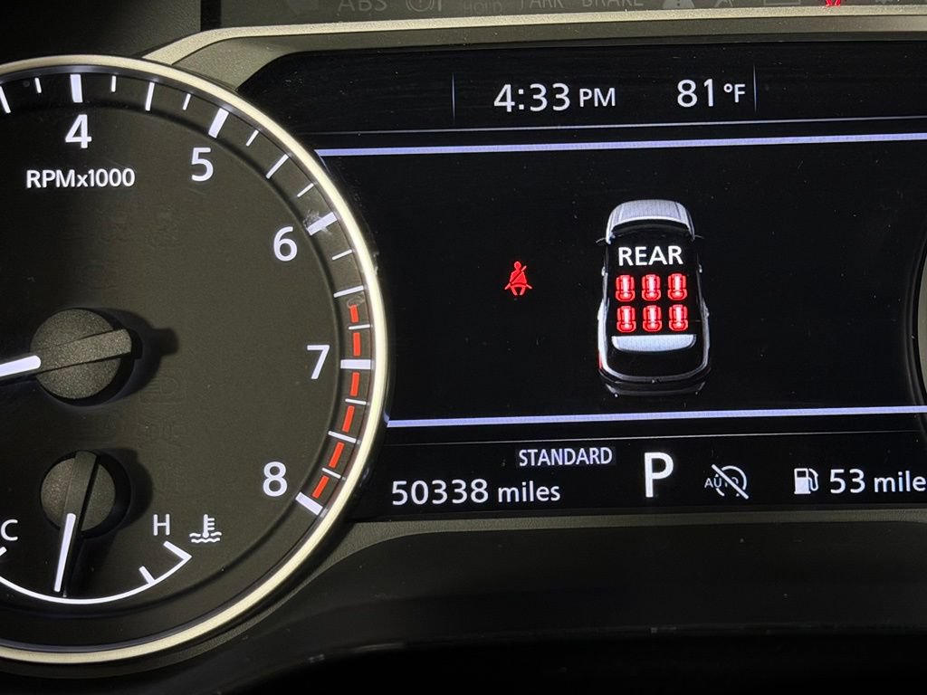 Used 2024 Nissan Pathfinder SV FWD image 12