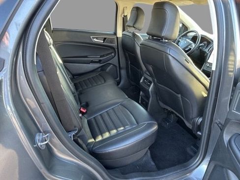 Certified 2024 Ford Edge SEL image 10