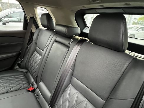 Used 2022 Nissan Rogue Platinum w/ Head-Up Display Package image 34