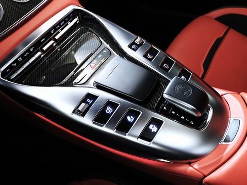 Certified 2022 Mercedes-Benz AMG GT 43 image 28