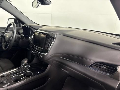 Used 2023 Chevrolet Traverse LT FWD image 33