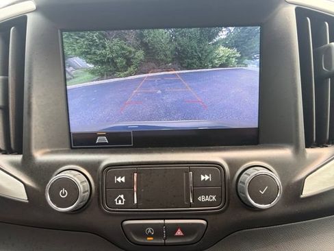 Used 2023 GMC Terrain SLE w/ Driver Convenience Package FWD image 38