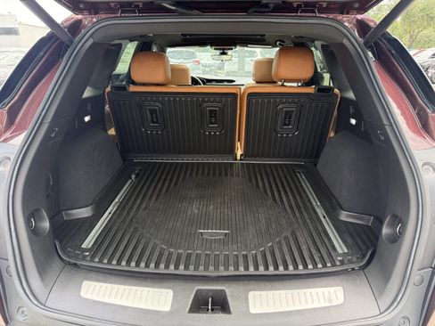 Used 2023 Cadillac XT5 Premium Luxury w/ Technology Package FWD image 32