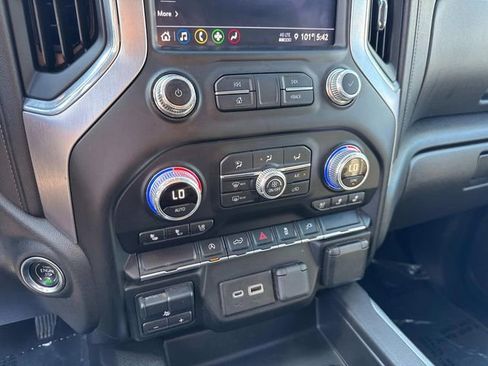 Used 2021 GMC Sierra 1500 SLT image 27