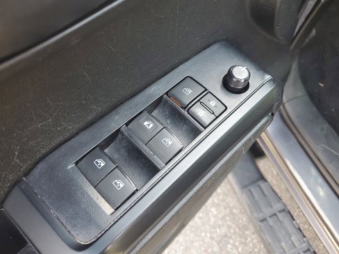 Used 2023 Toyota Tacoma SR5 image 19