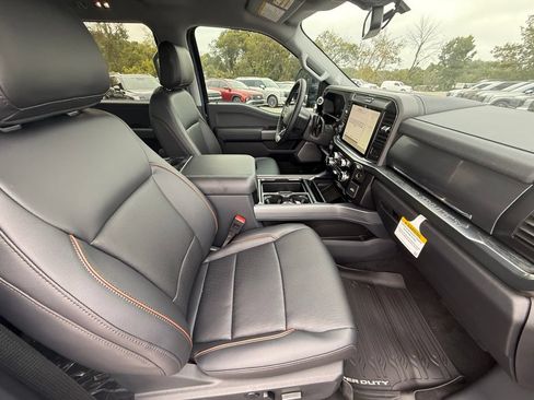 New 2026 Ford F250 Lariat w/ Black Appearance Package AWD/4WD image 14
