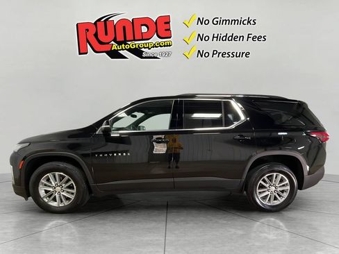 Used 2023 Chevrolet Traverse LT AWD/4WD image 3