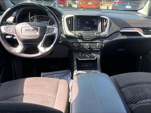 Used 2020 GMC Terrain SLE w/ Driver Convenience Package image 7