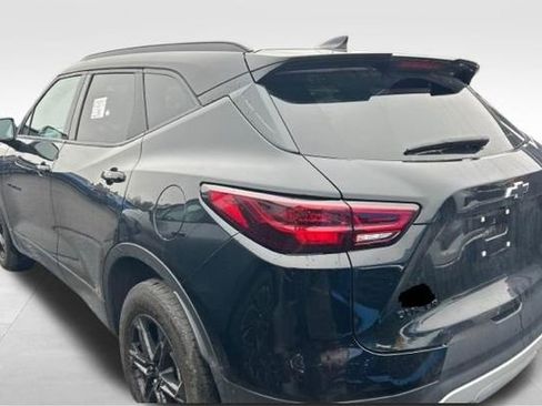 Used 2024 Chevrolet Blazer LT w/ Midnight/Sport Edition image 4