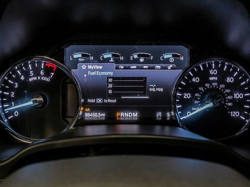 Used 2020 Ford Expedition XLT w/ Equipment Group 202A image 18