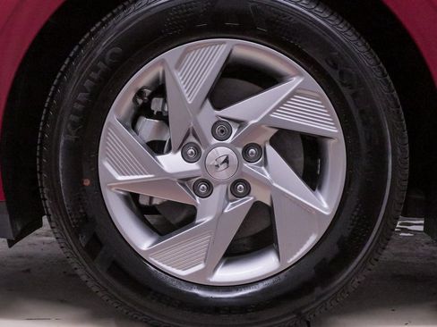 Used 2025 Hyundai Sonata SE image 28