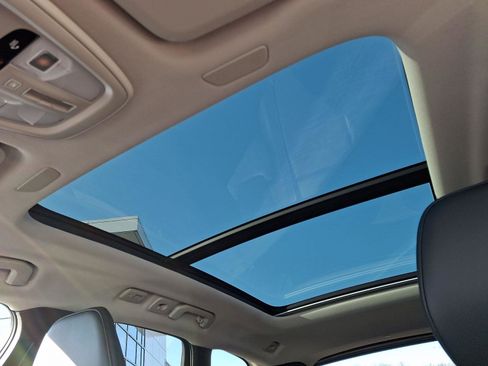 Certified 2023 Volvo XC60 B5 Core w/ Climate Package image 15