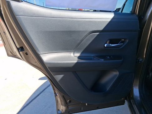 New 2026 Nissan Kicks SR image 22