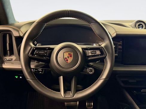 Used 2025 Porsche Cayenne GTS AWD/4WD image 14