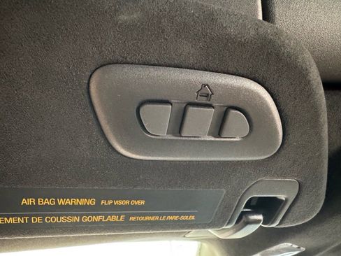 Used 2024 Chevrolet Corvette Stingray Coupe w/ Z51 Performance Package image 17