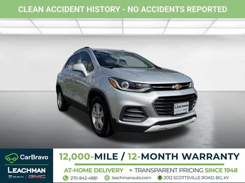 Used 2018 Chevrolet Trax LT w/ LT Convenience Package FWD image 1