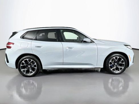 Used 2025 BMW X3 xDrive30i w/ Premium Package AWD/4WD image 7