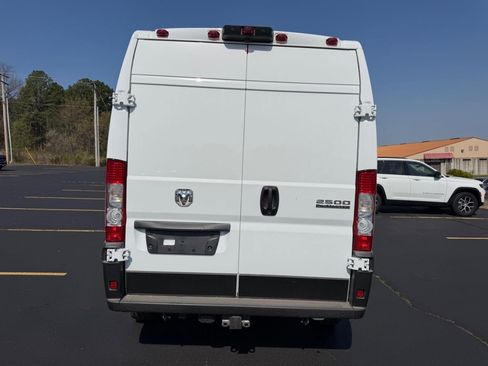 New 2026 RAM ProMaster 2500 w/ Convenience Group image 4