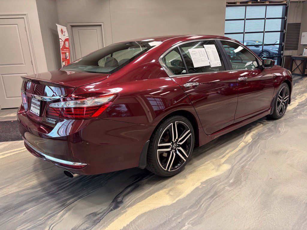 Used 2017 Honda Accord Sport Special Edition image 32