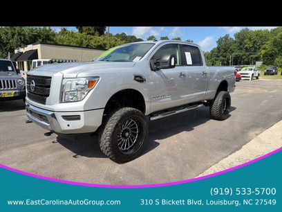 Used 2020 Nissan Titan SV w/ SV Convenience Package