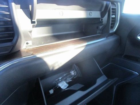 Certified 2024 Chevrolet Silverado 1500 LT image 16