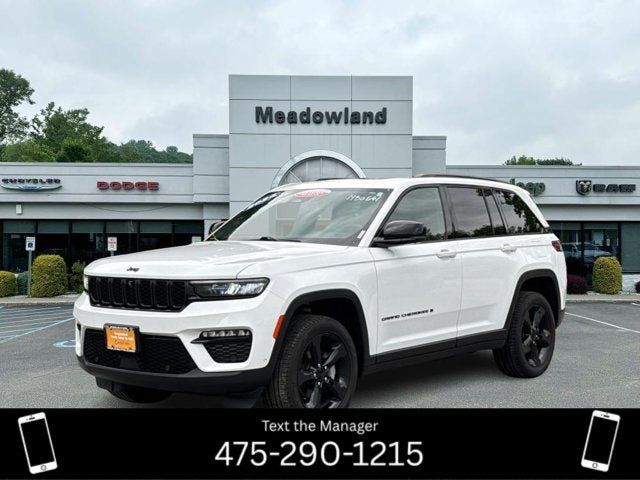 Certified 2024 Jeep Grand Cherokee Limited w/ Luxury Tech Group II AWD/4WD image 1
