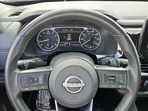 Used 2024 Nissan Pathfinder SV FWD image 19