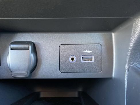 New 2025 Nissan Versa SV w/ Trunk Package image 21