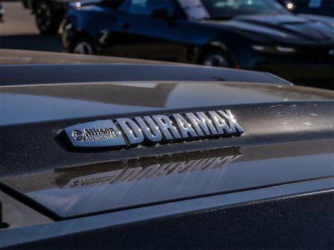 Used 2018 GMC Sierra 2500 SLT w/ Duramax Plus Package image 11