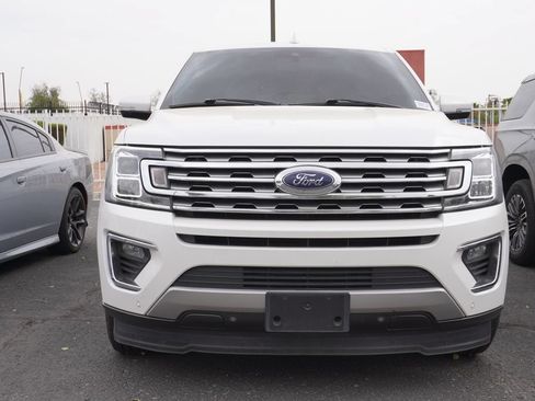 Used 2018 Ford Expedition Max Limited w/ Equipment Group 301A RWD image 2