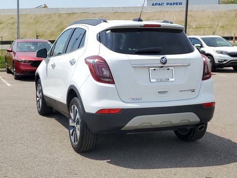 Used 2022 Buick Encore Preferred w/ Safety Package AWD/4WD image 2