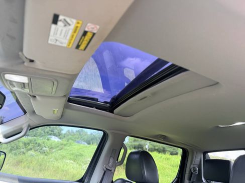 Used 2013 Honda Ridgeline RTL image 11