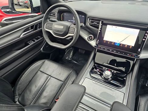 Used 2022 Jeep Wagoneer Series I image 31