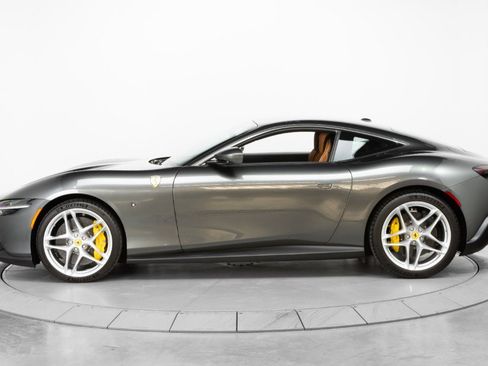 Used 2023 Ferrari Roma image 5