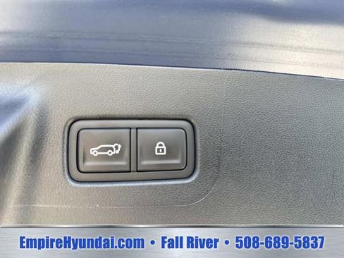 Used 2026 Hyundai Santa Fe SEL AWD/4WD image 7