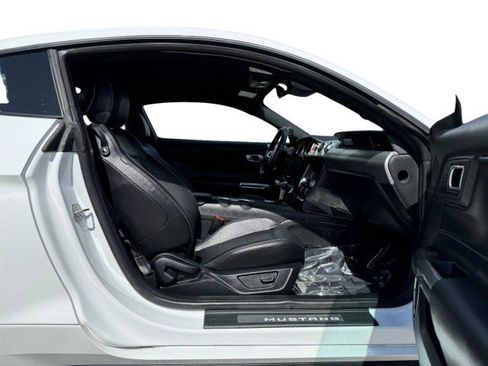 Used 2023 Ford Mustang Premium image 38